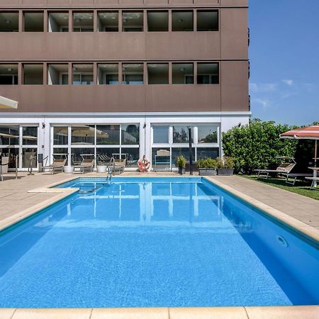 Best Western Plus Hotel Farnese Parma Bagian luar foto