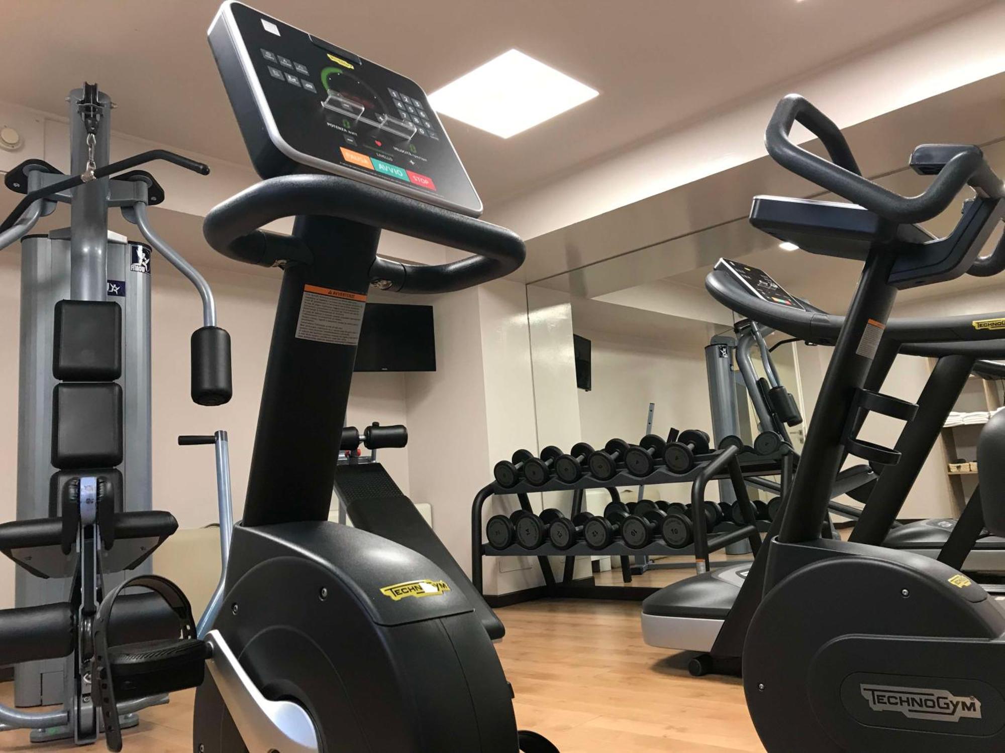 Best Western Plus Hotel Farnese Parma Bagian luar foto